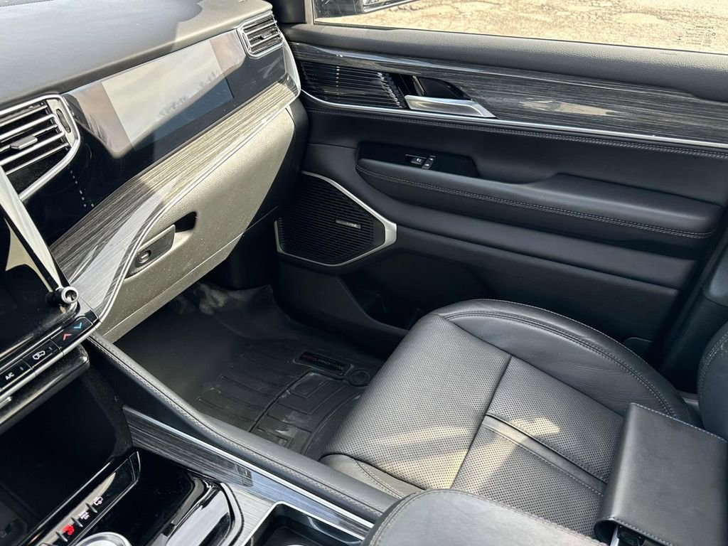 Certified 2022 Jeep Wagoneer Series II w/ Premium Group I image 34