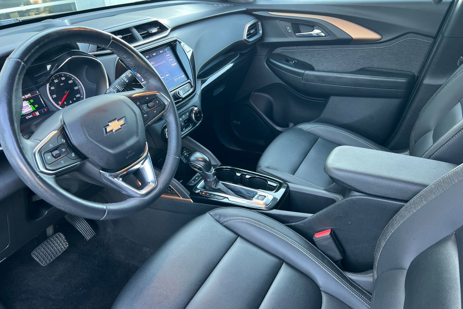 Used 2022 Chevrolet TrailBlazer ACTIV w/ Technology Package image 10