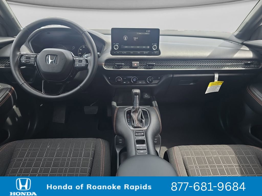 Used 2025 Honda HR-V Sport image 12