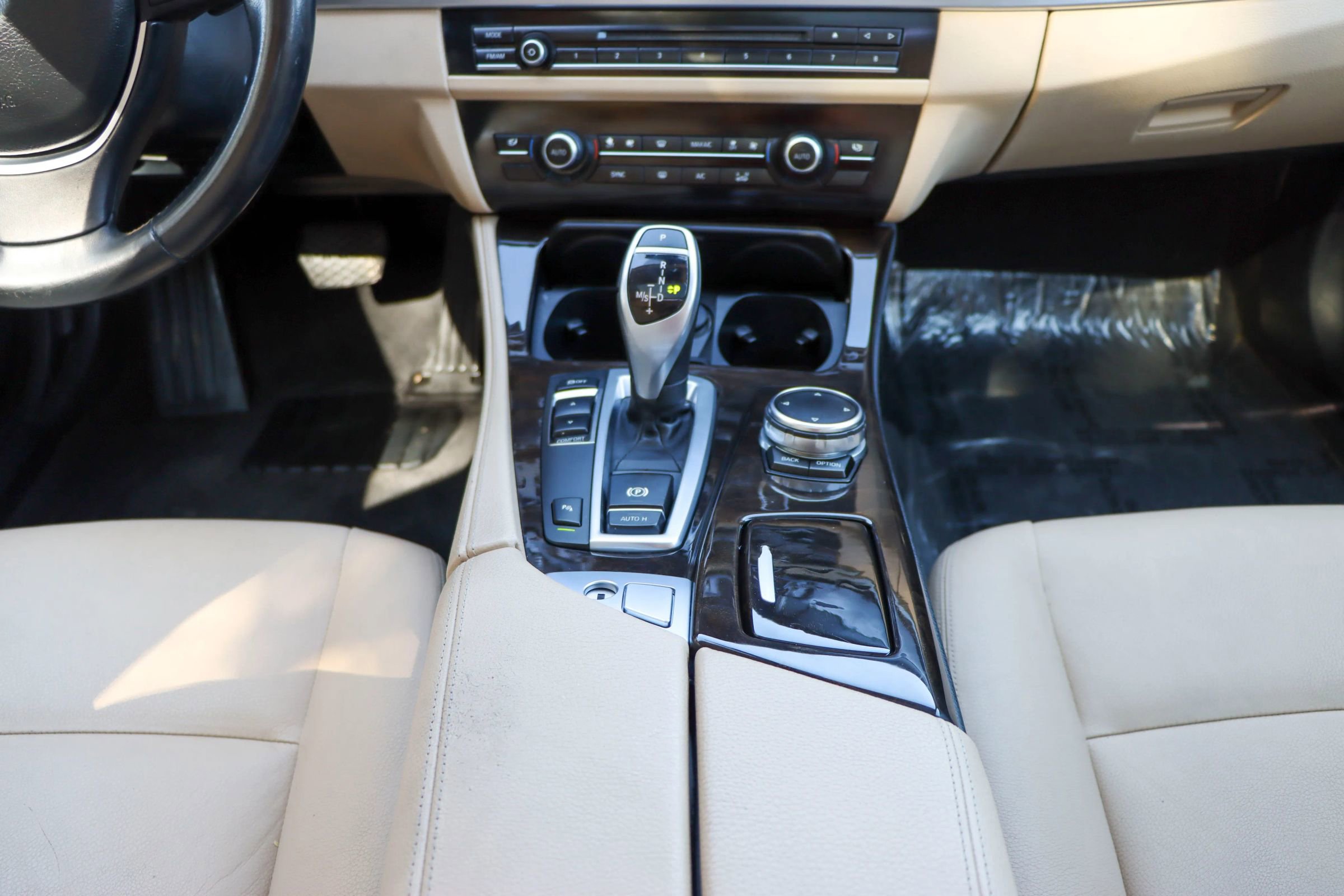 Used 2016 BMW 528i Sedan image 26