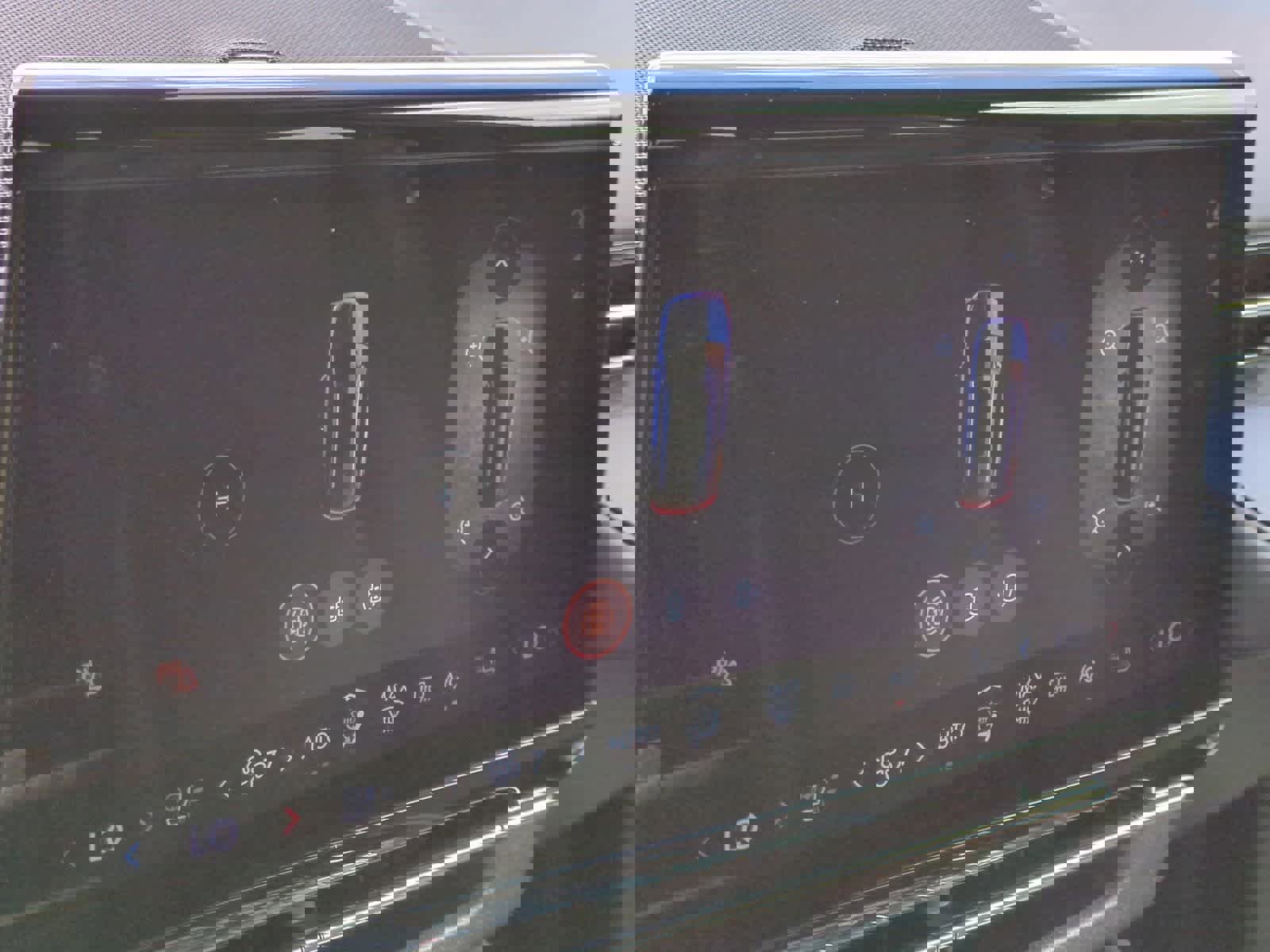 Used 2024 Lincoln Nautilus Reserve w/ Equipment Group 202A image 31