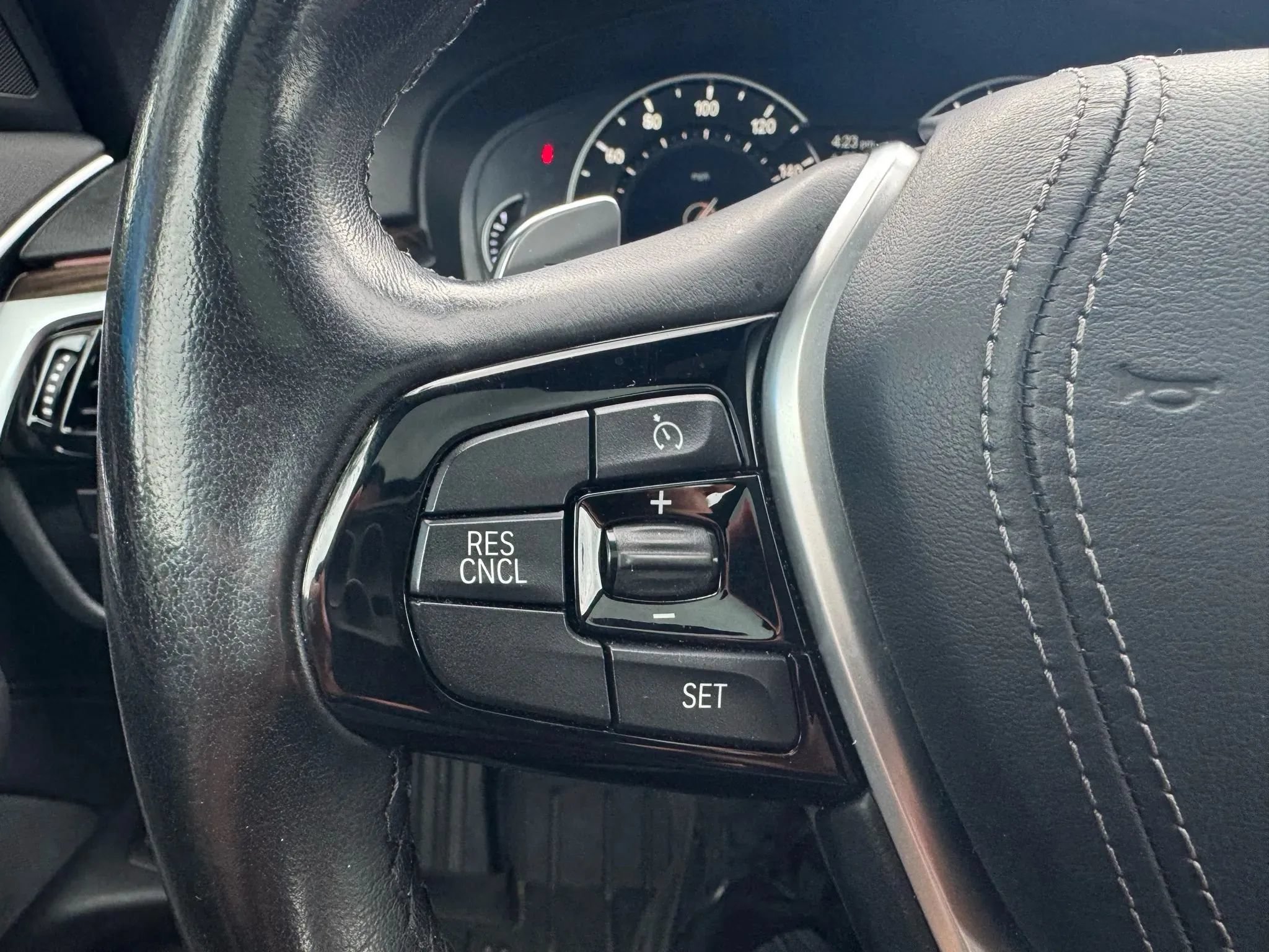 Used 2018 BMW 540i xDrive AWD/4WD image 29