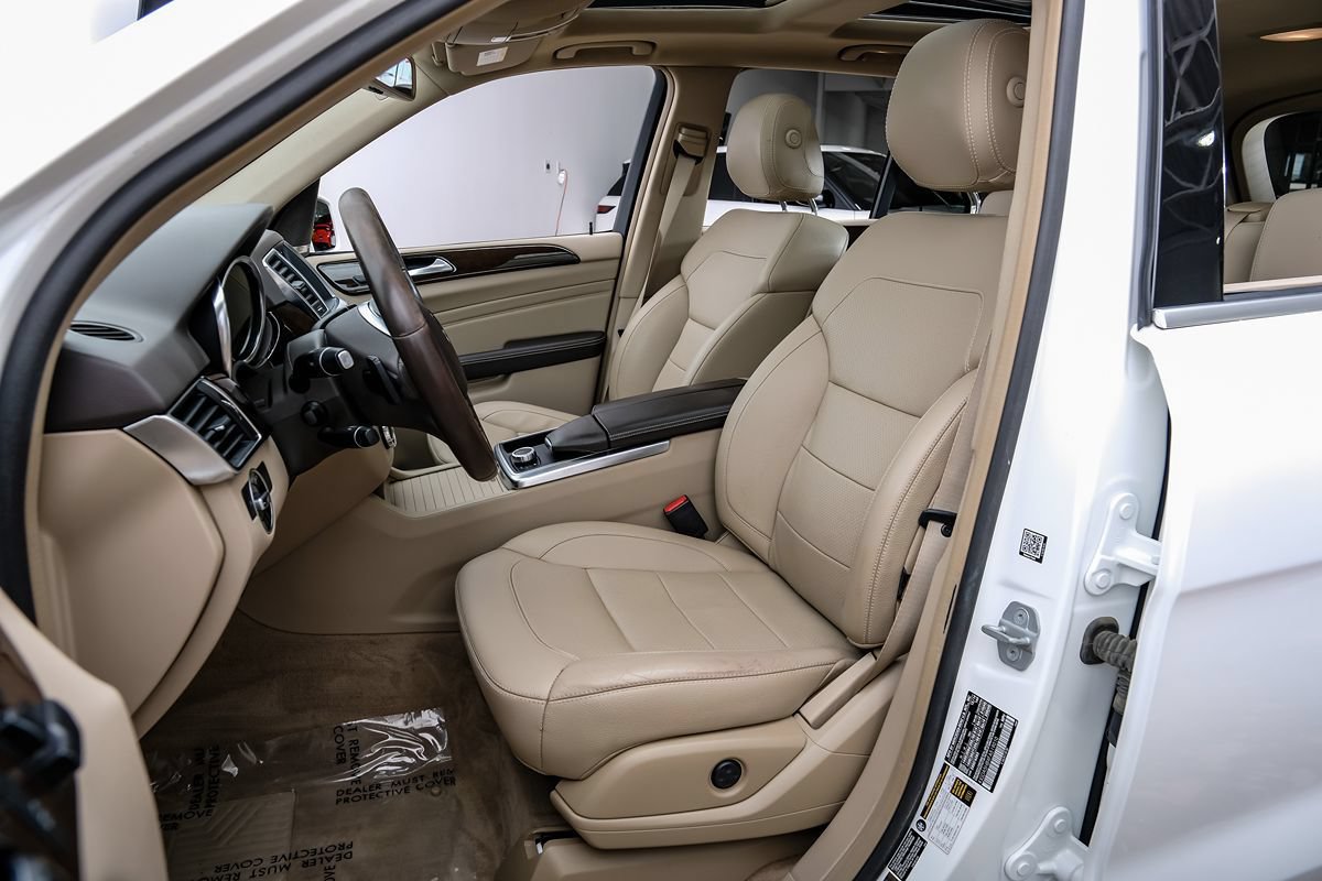 Used 2015 Mercedes-Benz ML 350 4MATIC w/ Premium 1 Package image 37