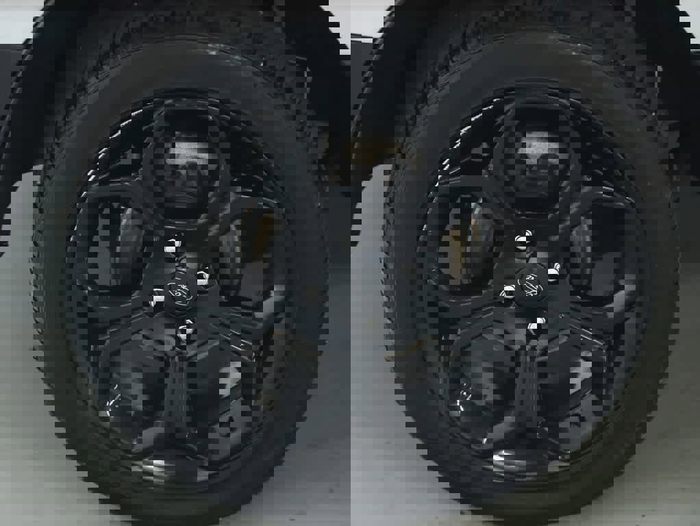 Used 2022 Ford EcoSport SES w/ Interior Protection Package AWD/4WD image 12