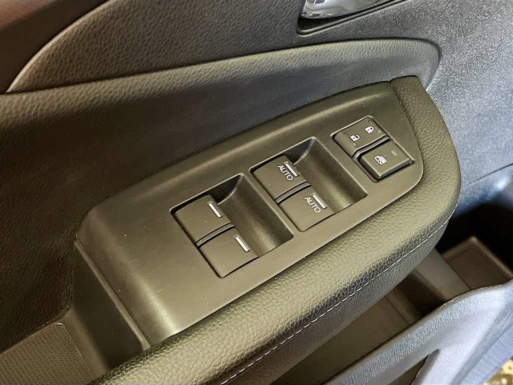 Used 2025 Honda Ridgeline RTL image 17