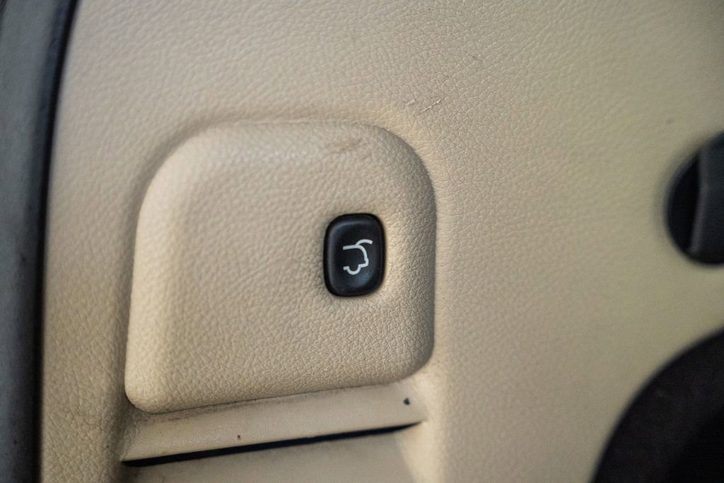 Used 2014 Jeep Grand Cherokee Limited image 13