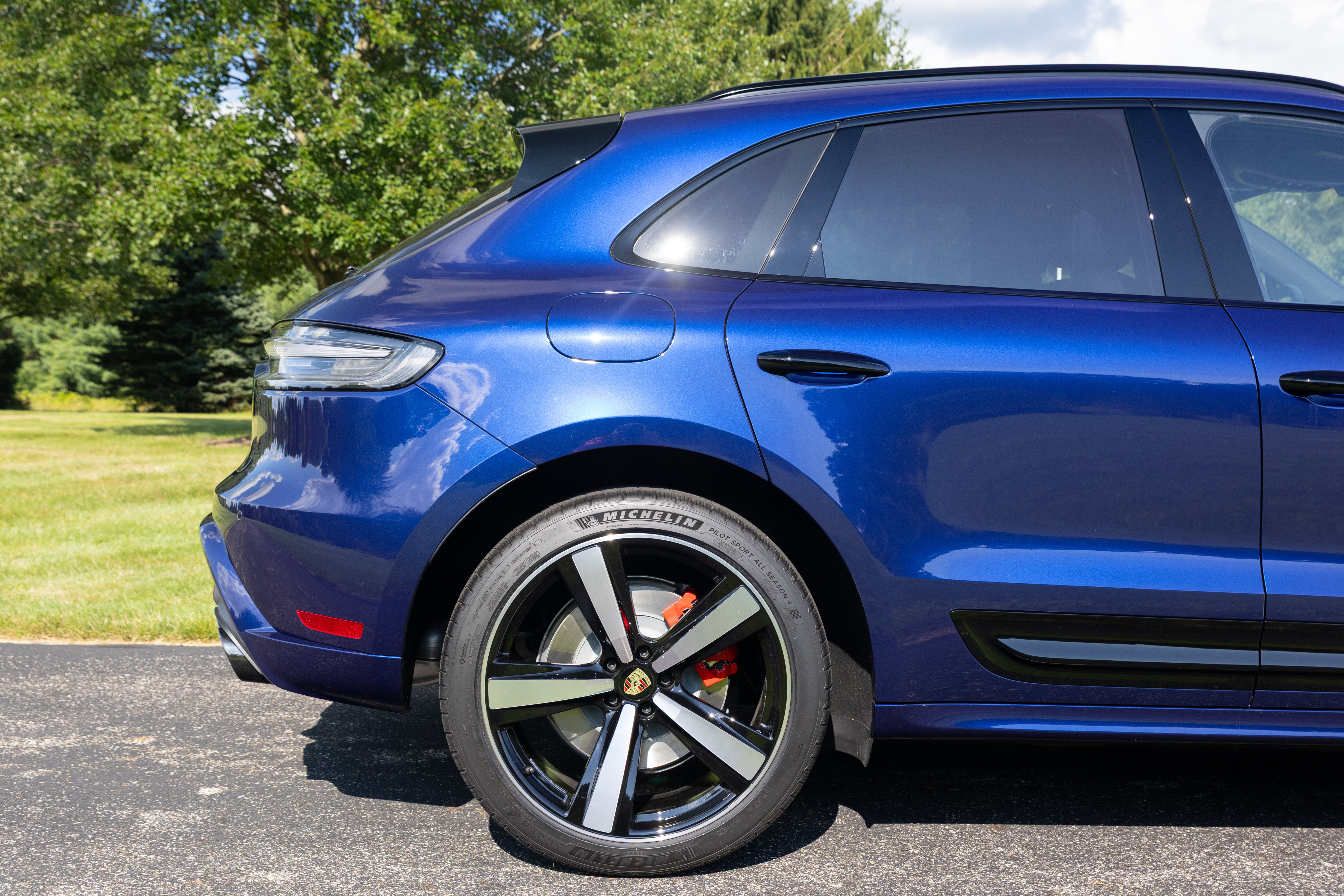 Used 2024 Porsche Macan GTS AWD/4WD image 41