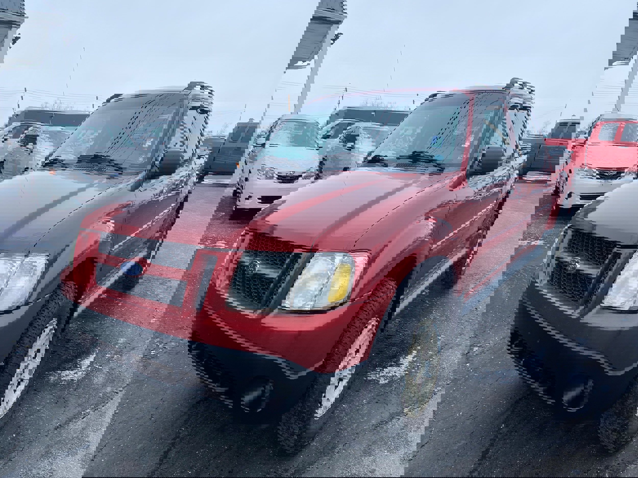 Used 2005 Ford Explorer Sport Trac XLS image 1