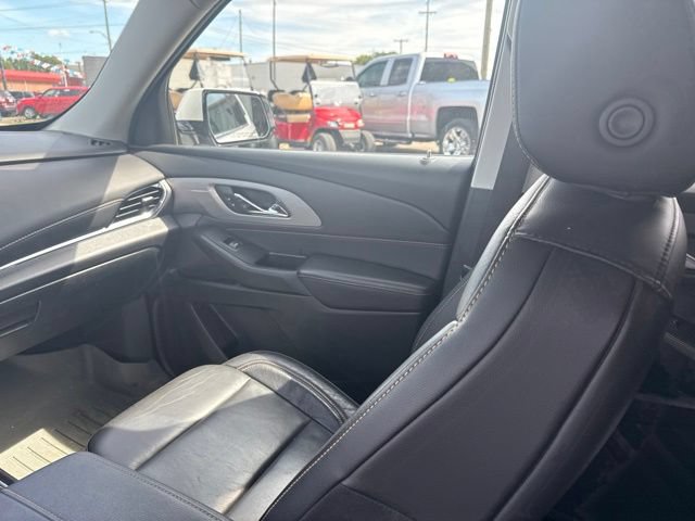 Used 2020 Chevrolet Traverse LT AWD/4WD image 17