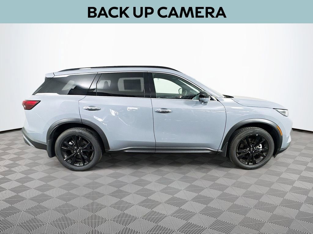 Certified 2025 INFINITI QX60 Luxe w/ Black Edition image 4