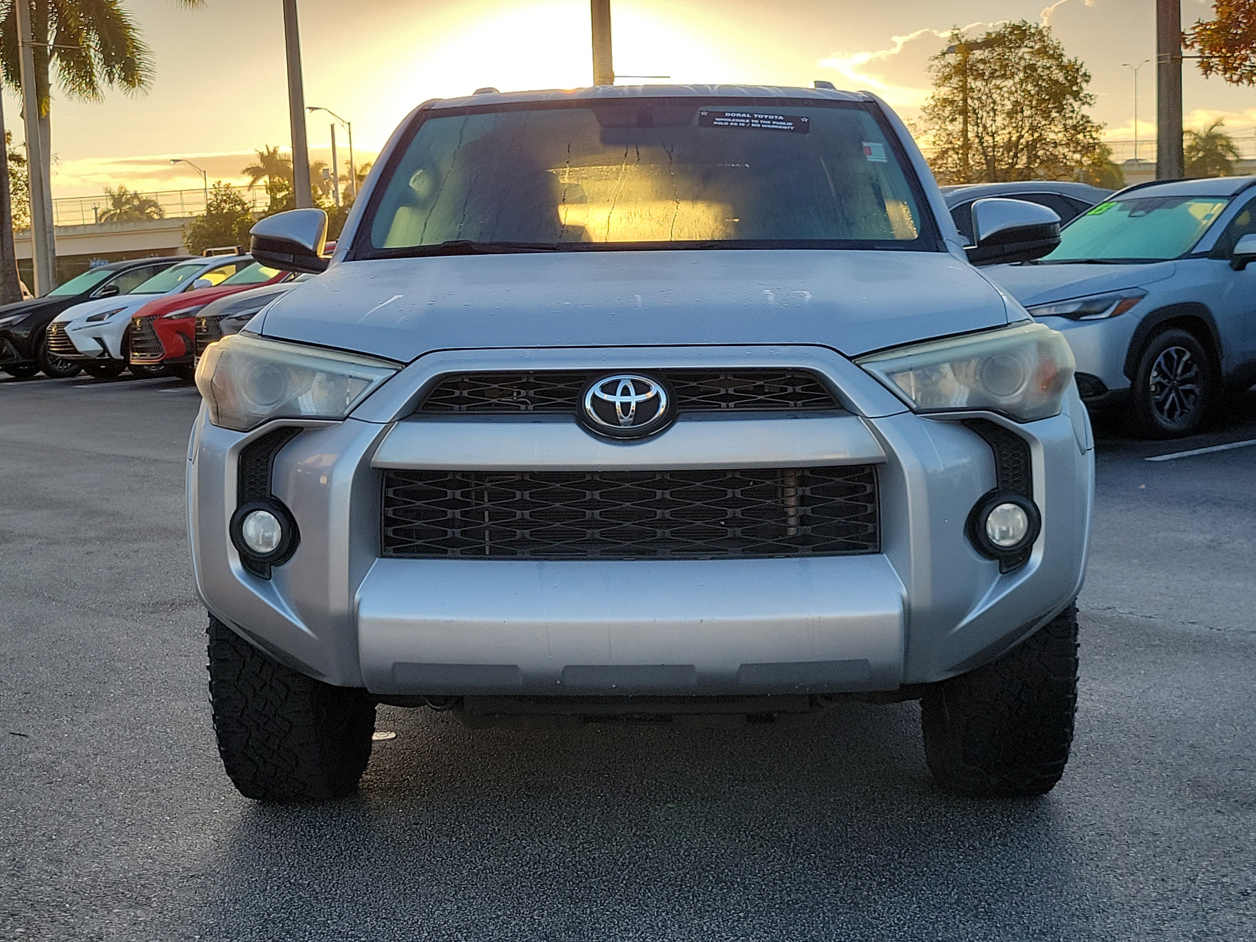Used 2014 Toyota 4Runner SR5 image 3