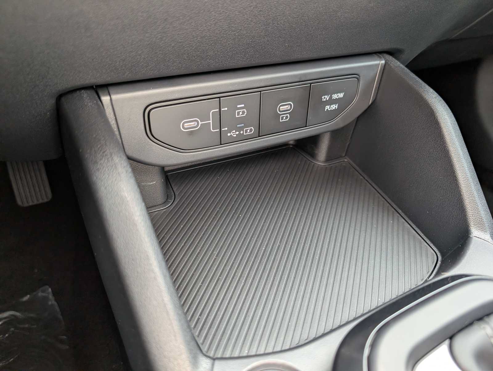 New 2026 Kia K4 FWD image 23
