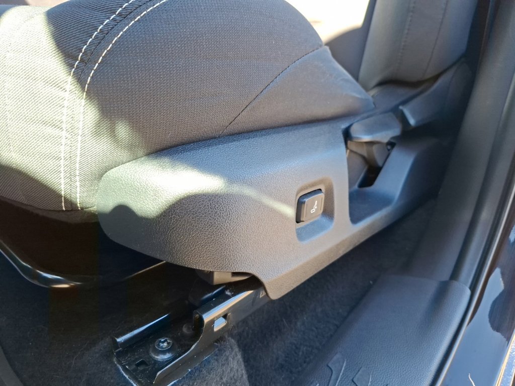 Used 2024 Toyota Tacoma TRD Sport RWD image 16