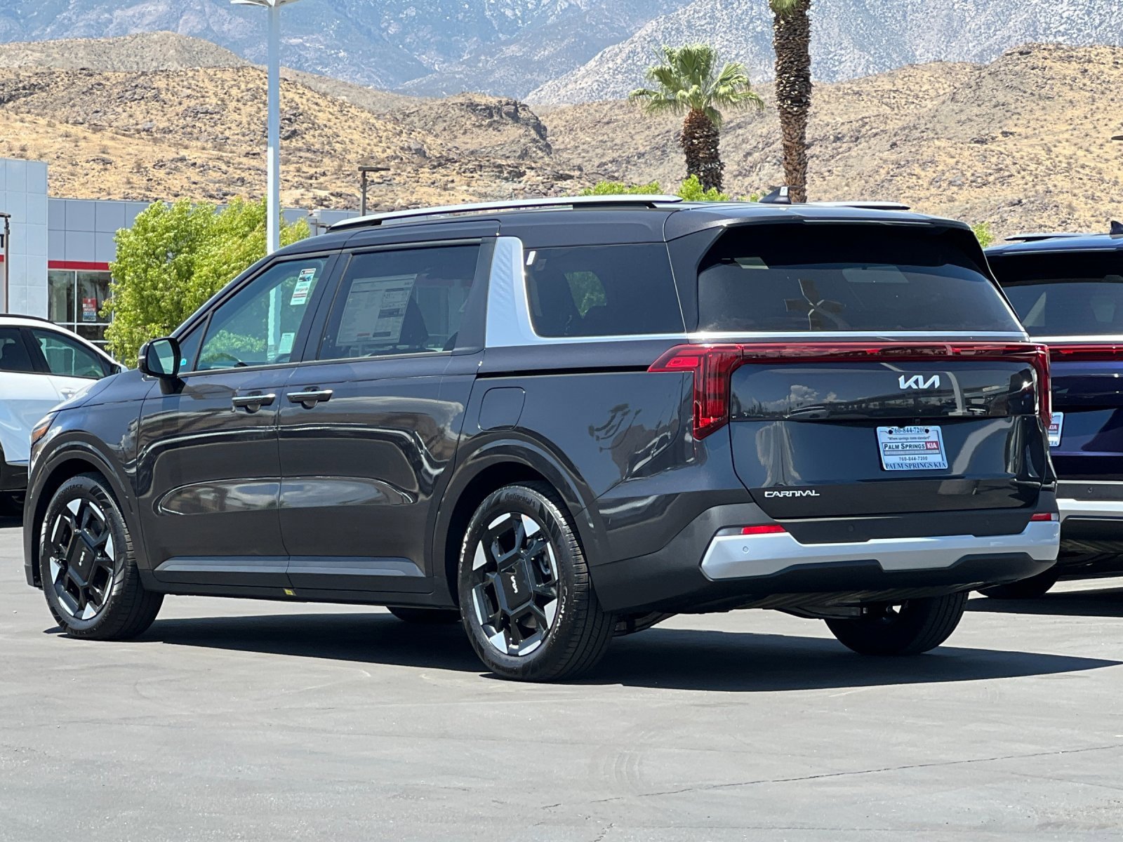 New 2026 Kia Carnival EX image 5