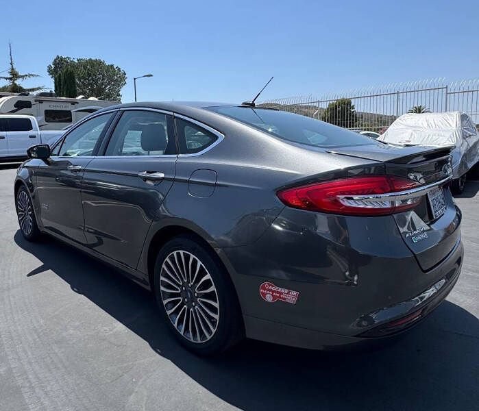 Used 2018 Ford Fusion Energi Titanium FWD image 6