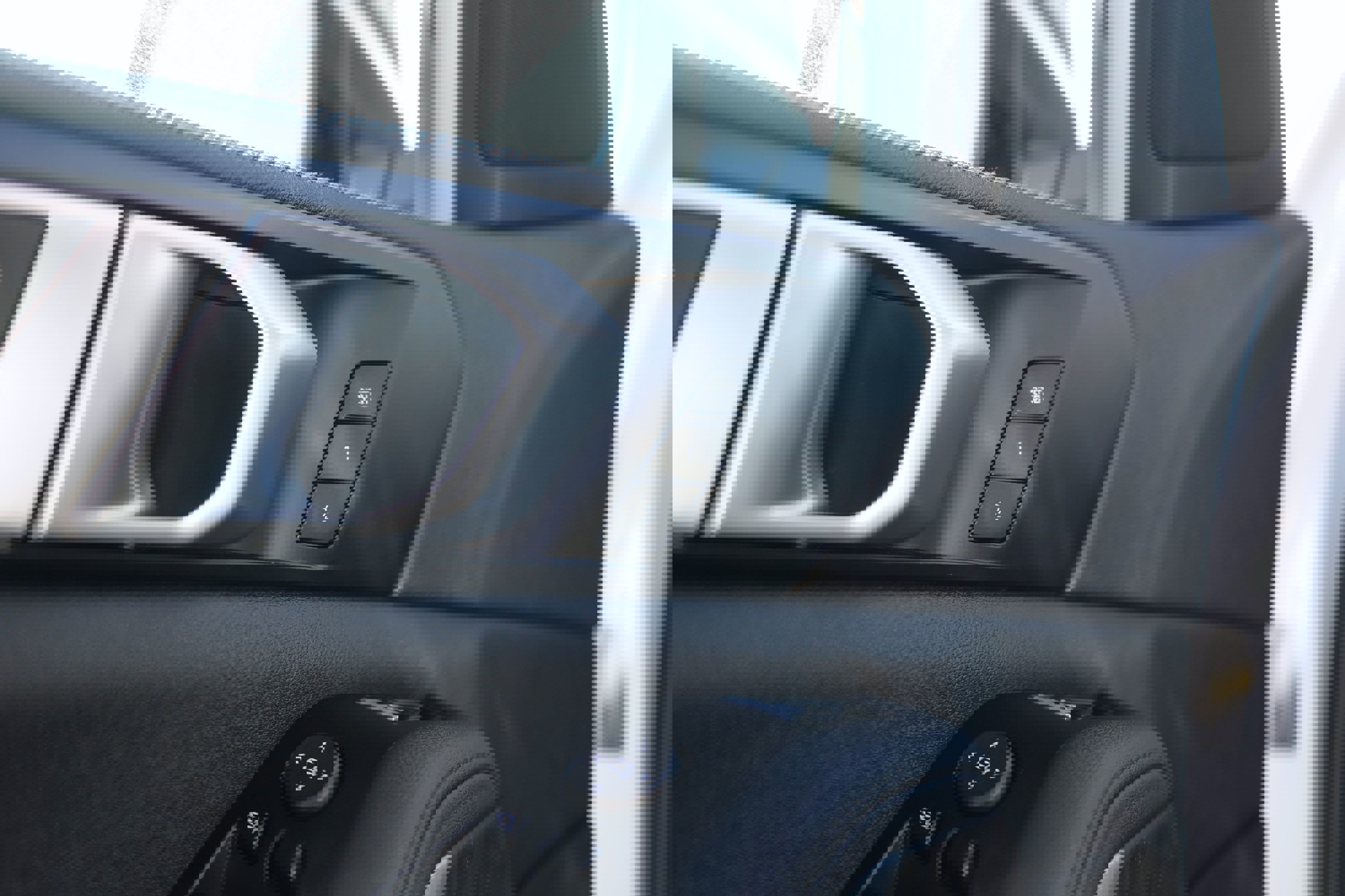 Used 2022 BMW X5 xDrive40i w/ Premium Package AWD/4WD image 12