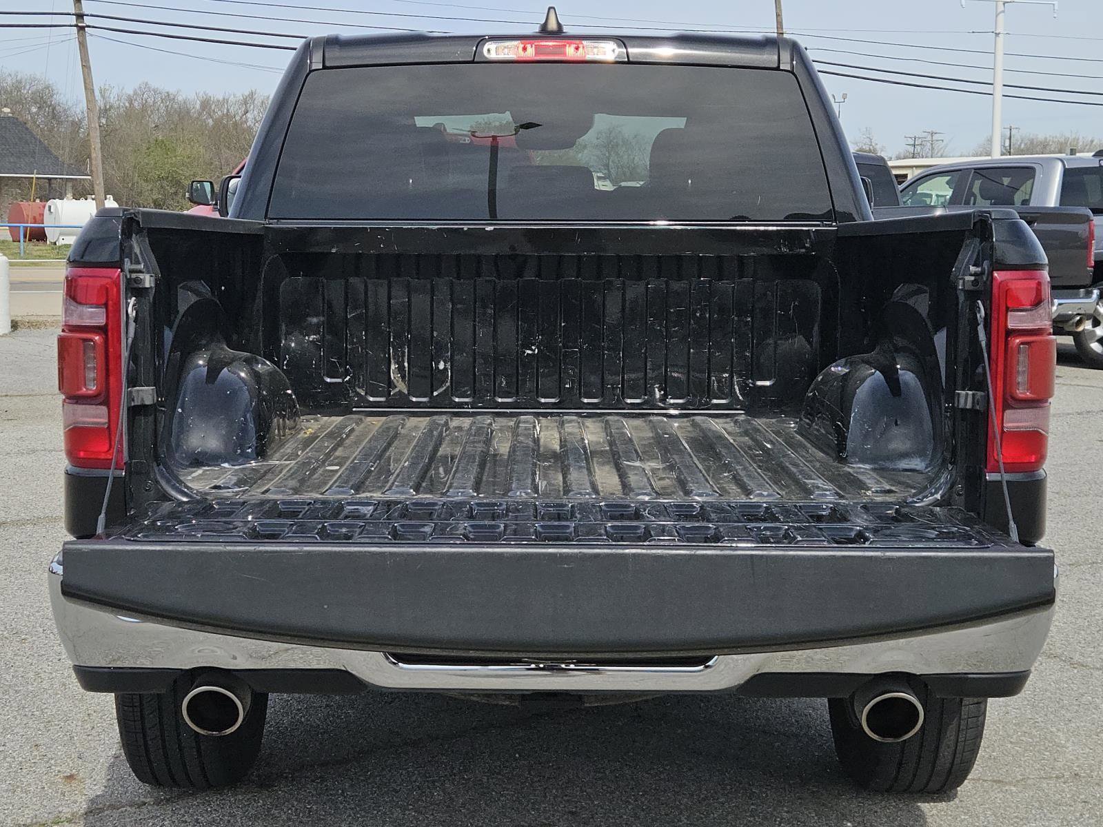 Used 2024 RAM 1500 Laramie RWD image 9