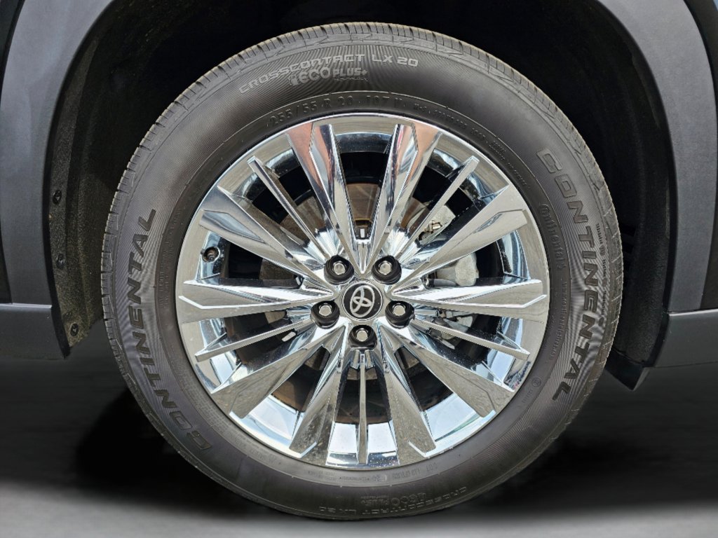Used 2024 Toyota Grand Highlander Platinum image 29