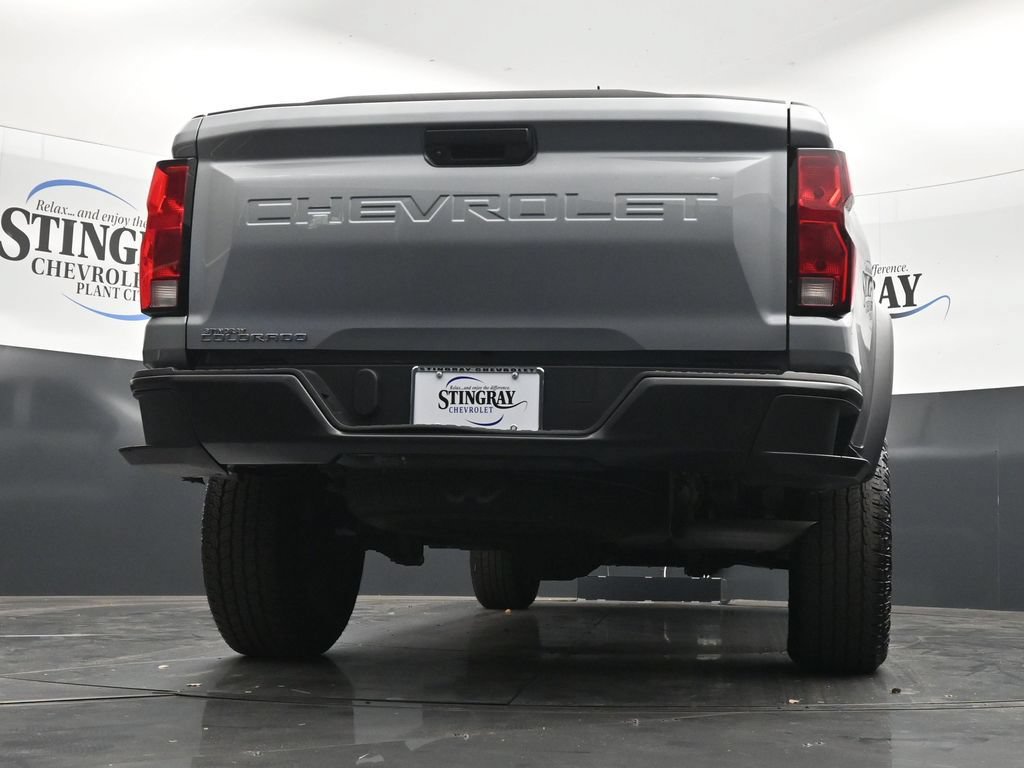 Used 2023 Chevrolet Colorado Trail Boss AWD/4WD image 31