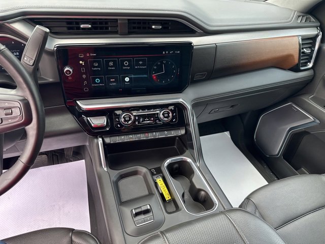 Used 2024 GMC Sierra 2500 Denali w/ Denali Reserve Package image 11