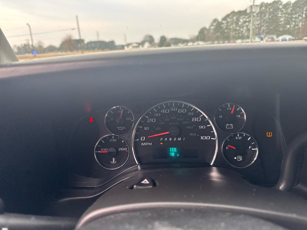 Used 2017 Chevrolet Express 2500 RWD image 20