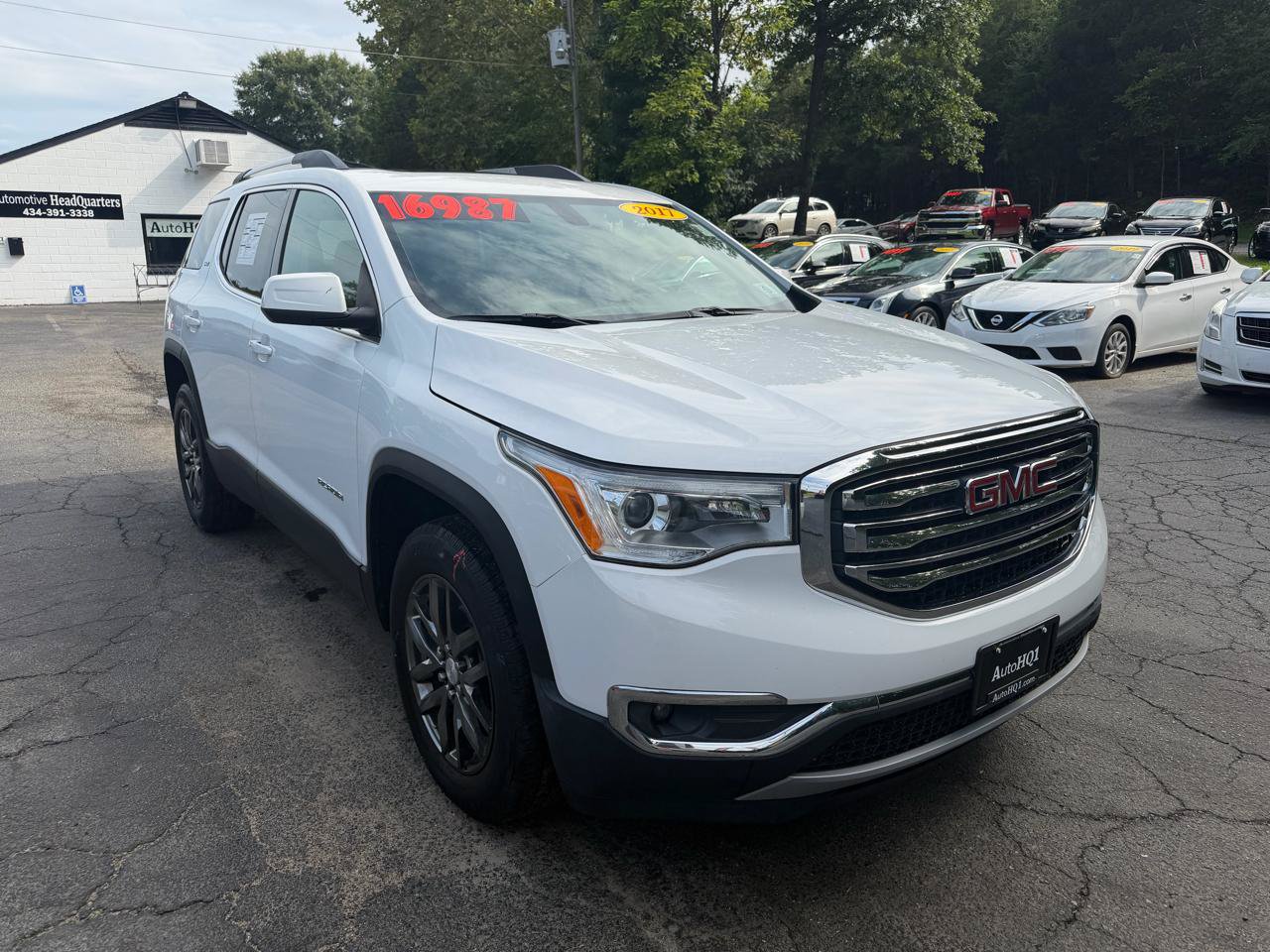 Used 2017 GMC Acadia SLT AWD/4WD image 13