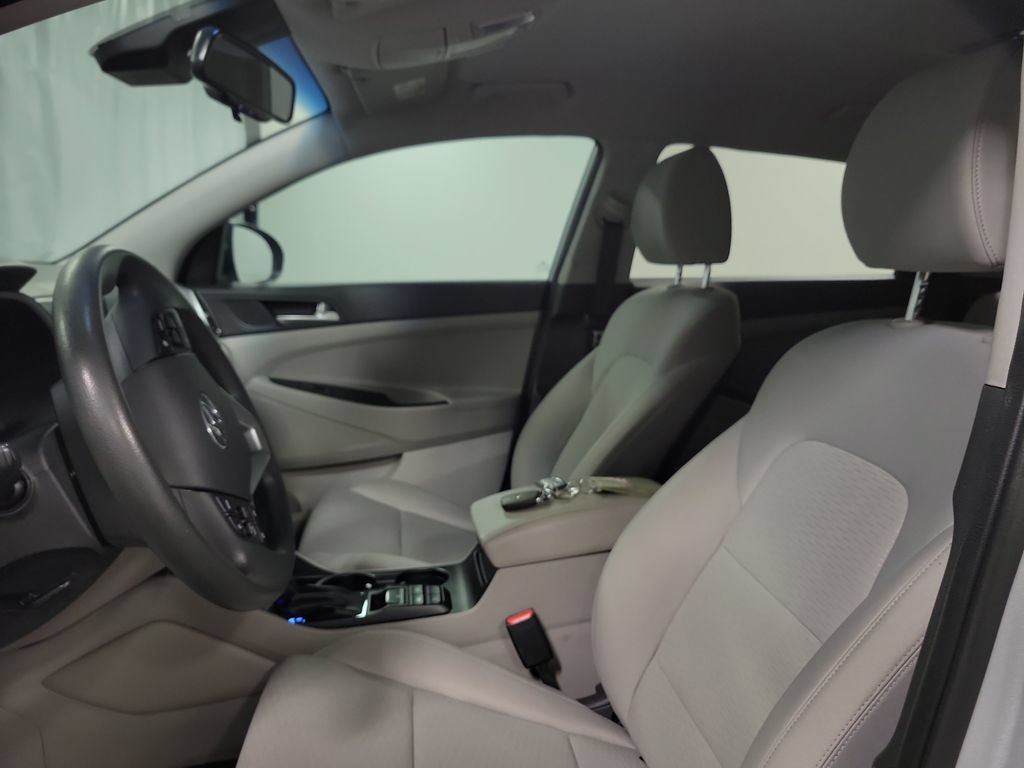 Used 2019 Hyundai Tucson Value AWD/4WD image 16