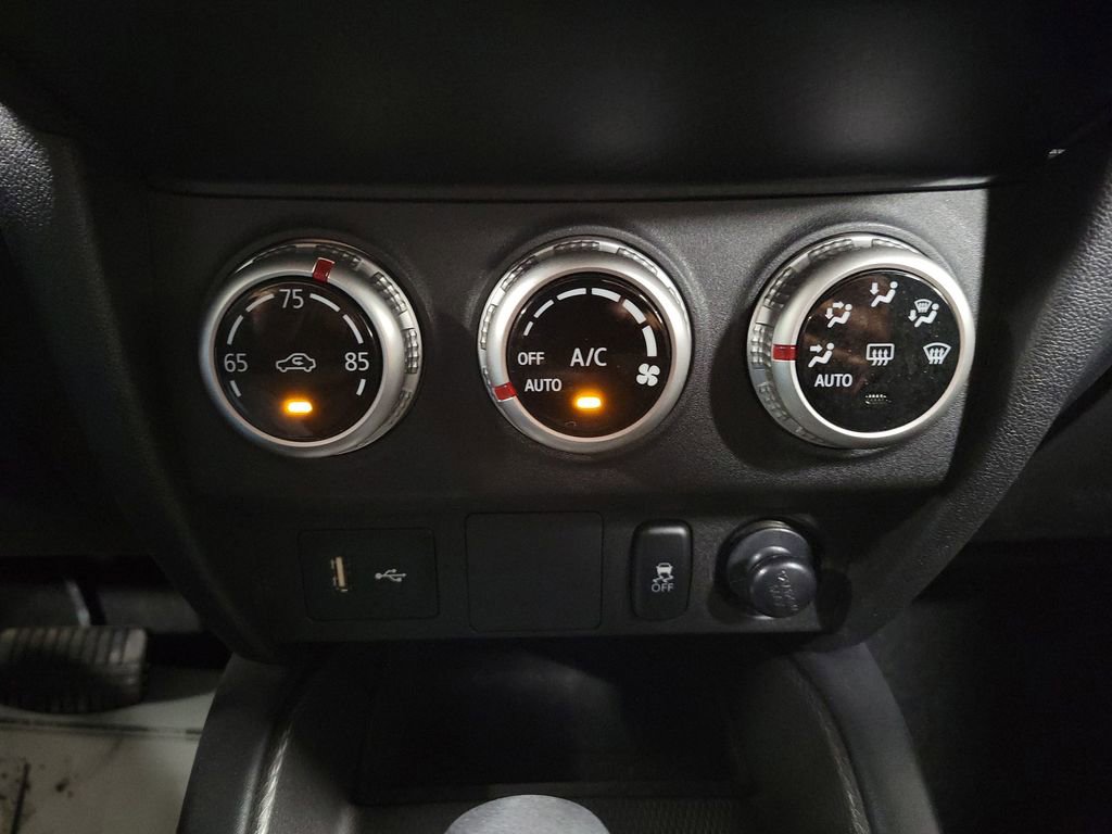 Used 2025 Mitsubishi Outlander Sport LE image 16