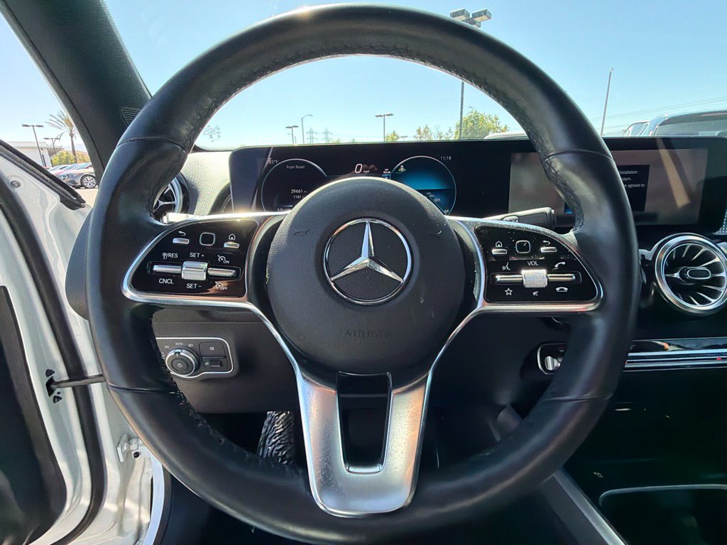 Certified 2023 Mercedes-Benz EQB 300 4MATIC w/ Exclusive Package image 23