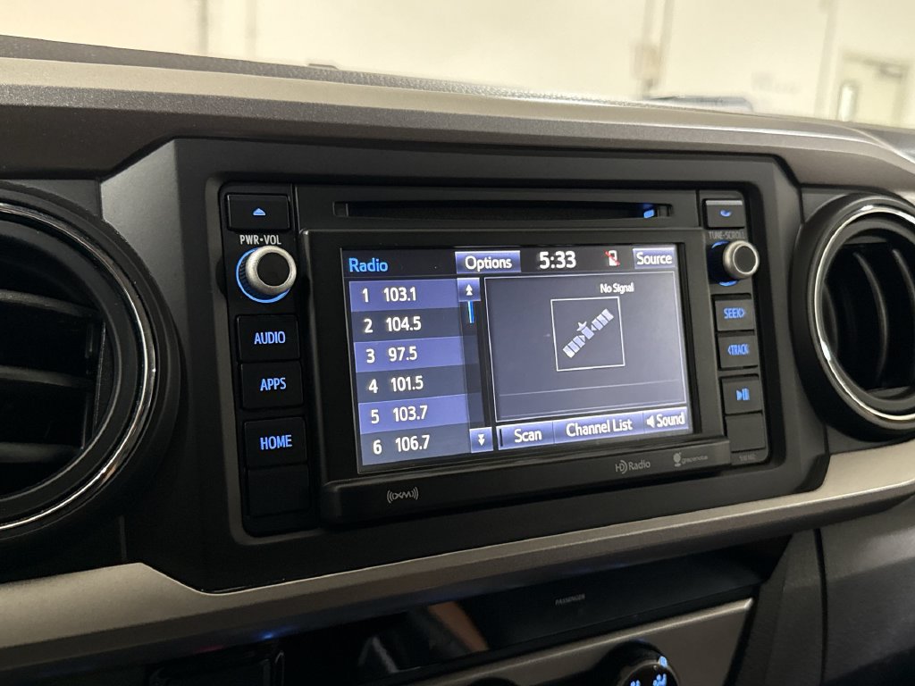 Used 2017 Toyota Tacoma SR5 w/ Tow Package AWD/4WD image 14