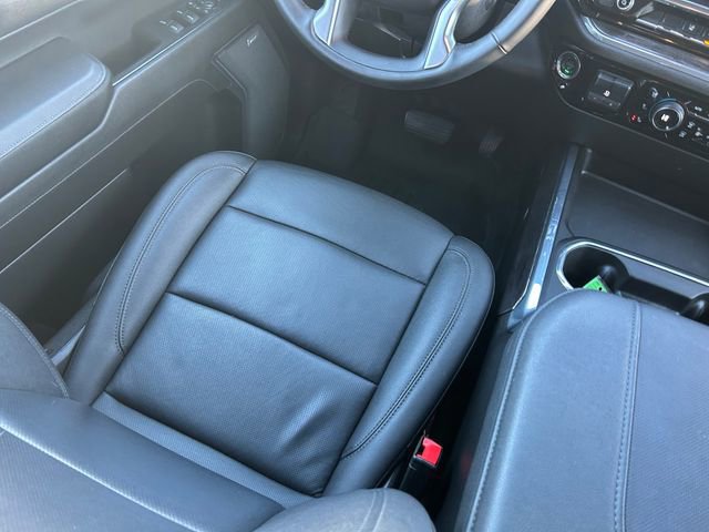 Used 2025 Chevrolet Silverado 2500 LTZ w/ LTZ Premium Package AWD/4WD image 14