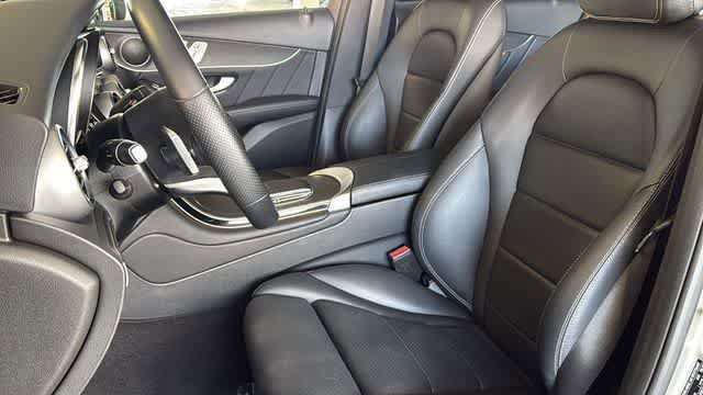 Used 2022 Mercedes-Benz GLC 300 image 24