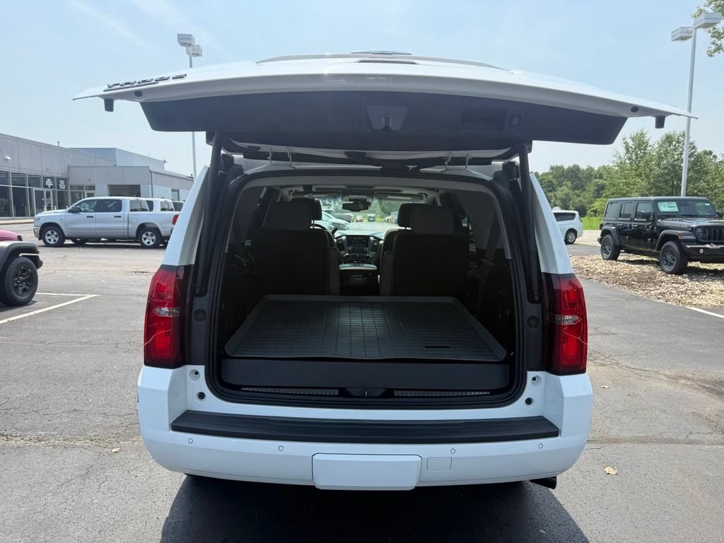 Used 2018 Chevrolet Tahoe LT w/ Luxury Package AWD/4WD image 42