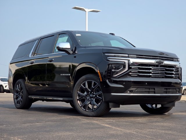 New 2026 Chevrolet Suburban Premier AWD/4WD image 2