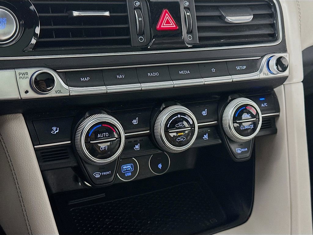 Used 2023 Genesis G70 2.0T w/ Sport Prestige Package image 18