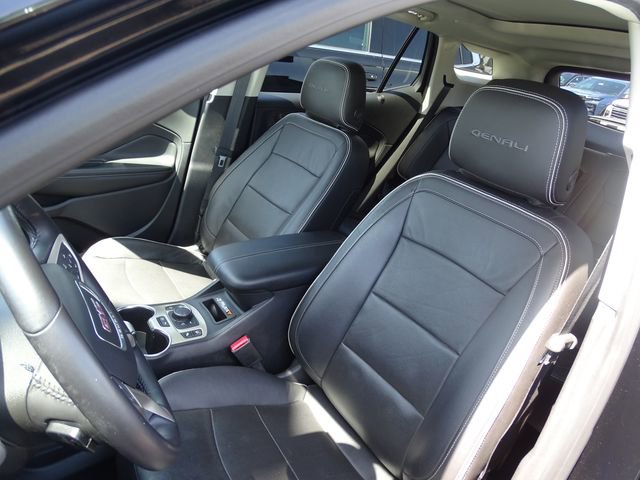 Used 2018 GMC Terrain Denali w/ Advanced Safety Package image 8