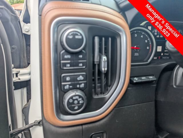 Used 2022 Chevrolet Silverado 1500 High Country w/ Technology Package AWD/4WD image 18