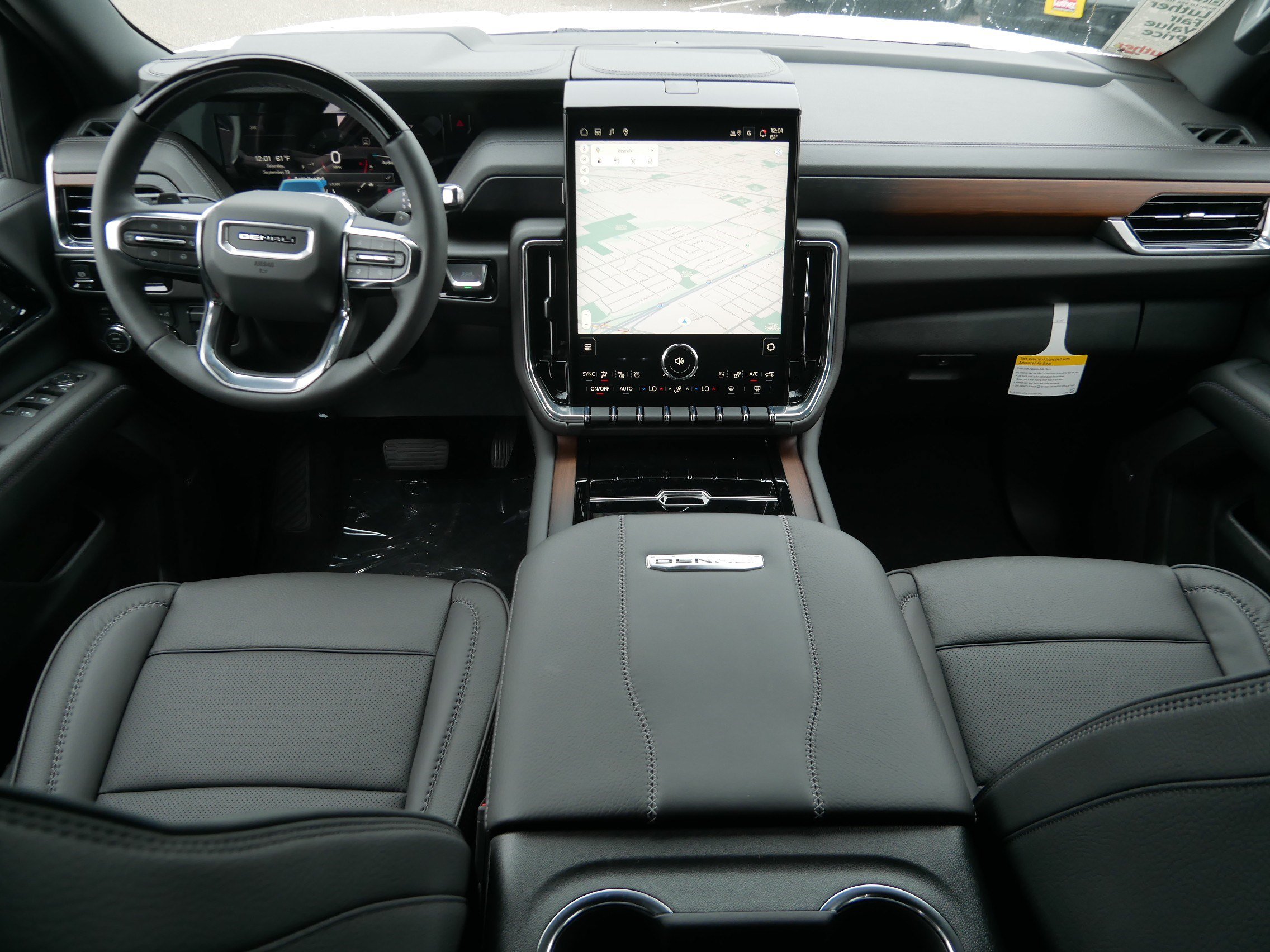 New 2026 GMC Yukon XL Denali w/ Denali Reserve Package AWD/4WD image 6