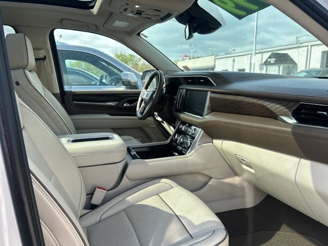Used 2024 GMC Yukon XL Denali image 5