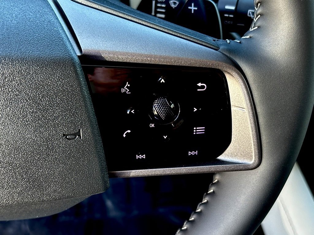 New 2025 Nissan Murano SV image 17