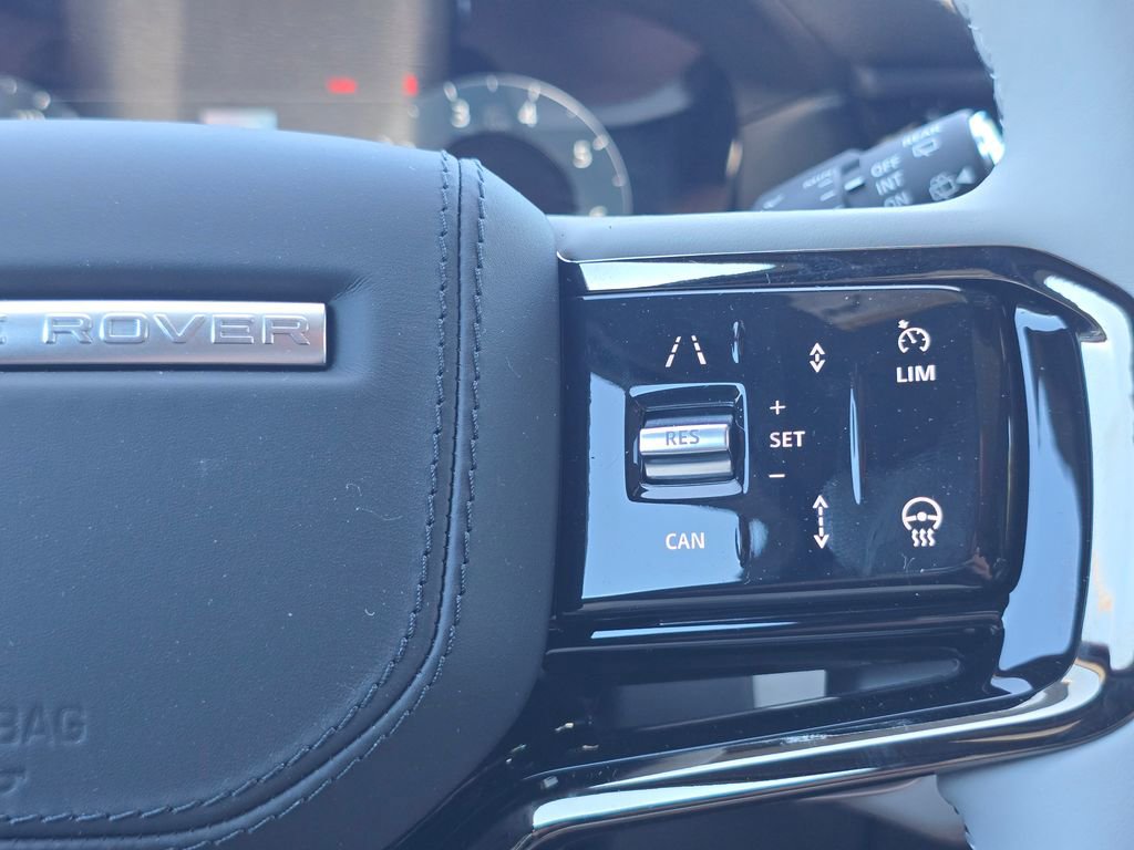 New 2026 Land Rover Range Rover Velar S AWD/4WD image 16