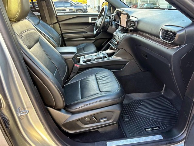 Used 2020 Ford Explorer Limited image 21