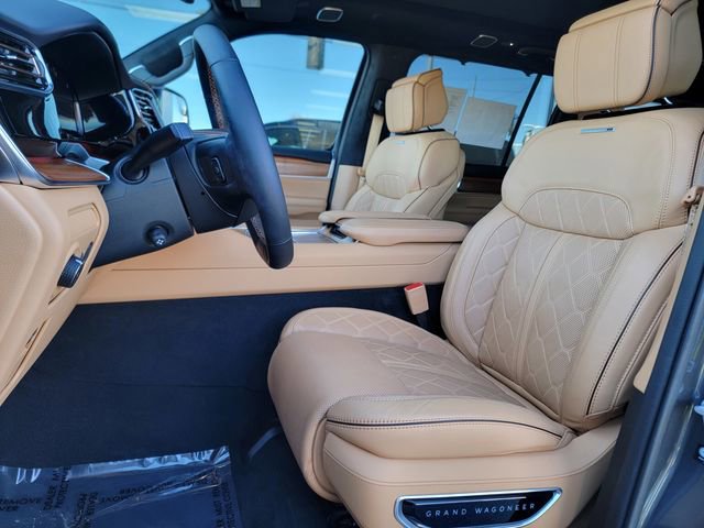 Certified 2025 Jeep Grand Wagoneer Series III w/ HD Trailer Tow Package image 20