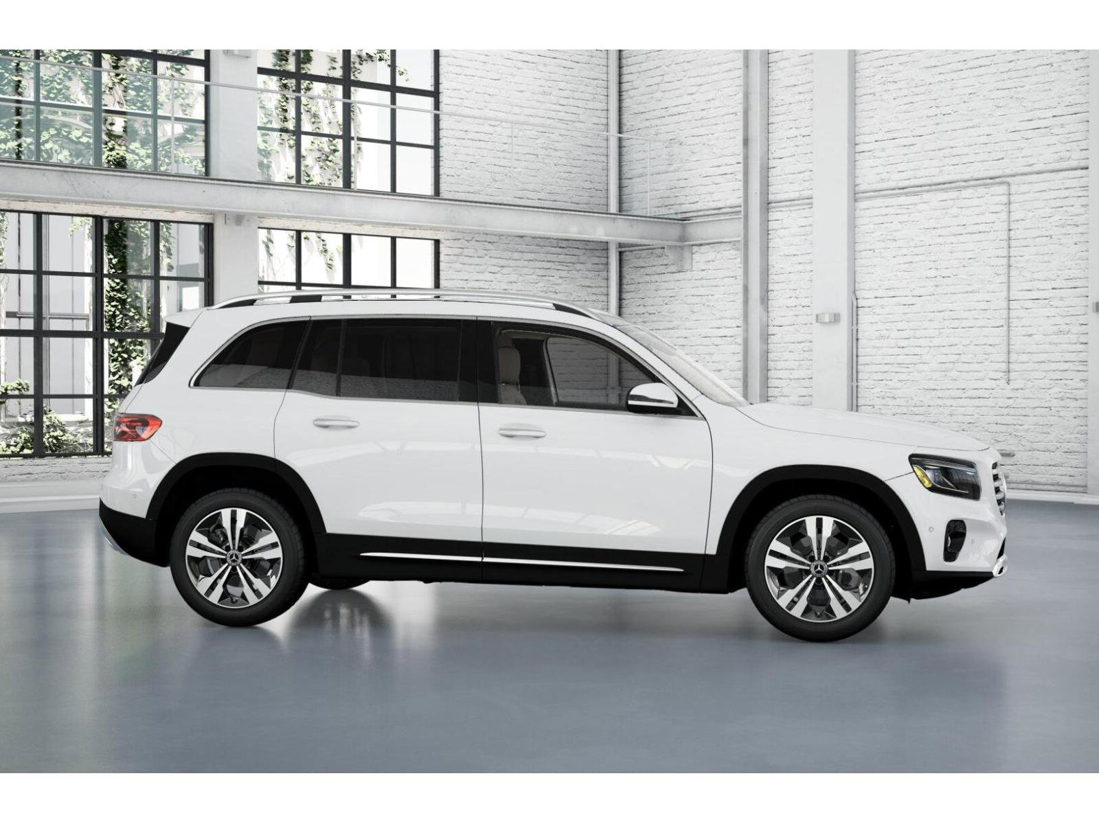 New 2026 Mercedes-Benz GLB 250 4MATIC image 17