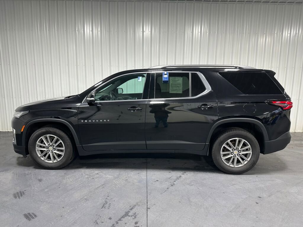 Used 2022 Chevrolet Traverse LT AWD/4WD image 4