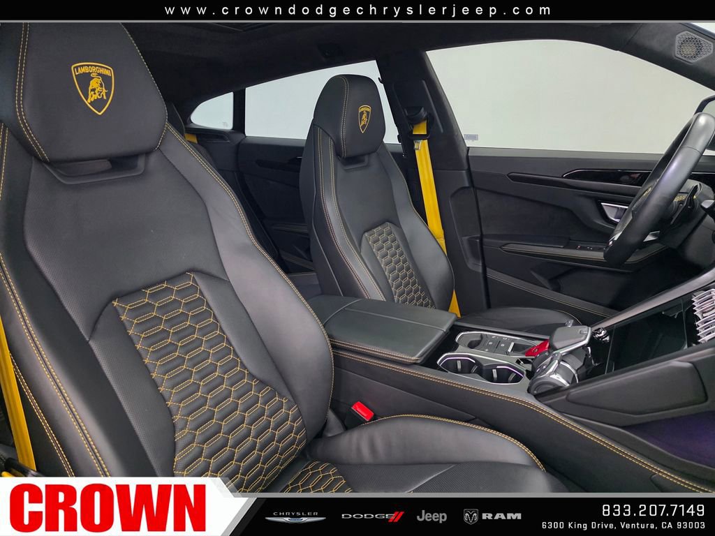 Used 2022 Lamborghini Urus AWD/4WD image 15