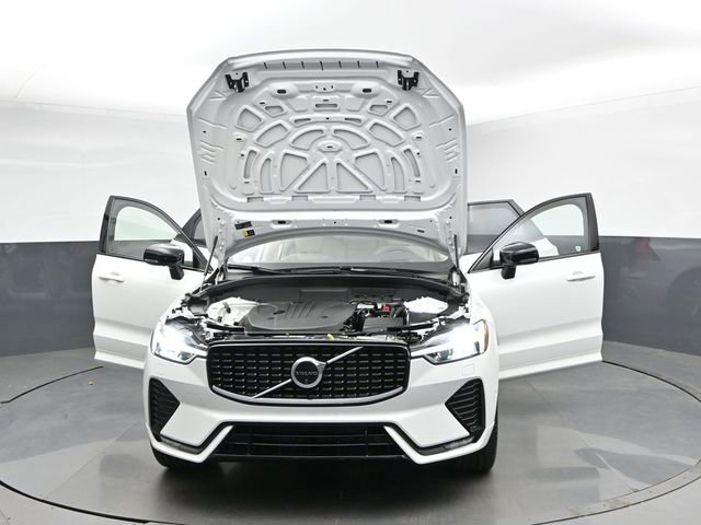 Used 2025 Volvo XC60 B5 Ultra w/ Protection Package Premier AWD/4WD image 56
