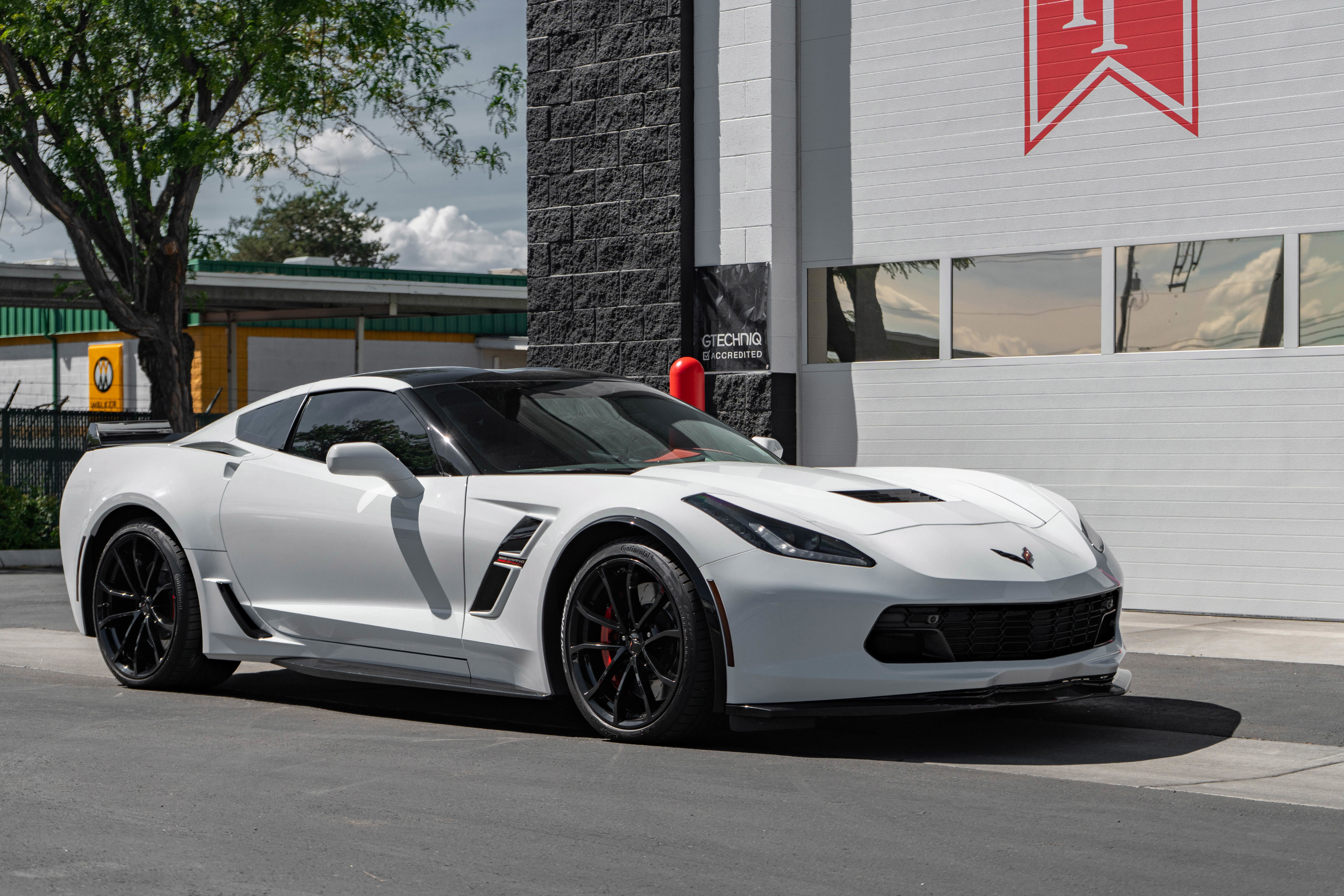 Used 2019 Chevrolet Corvette Grand Sport RWD image 41