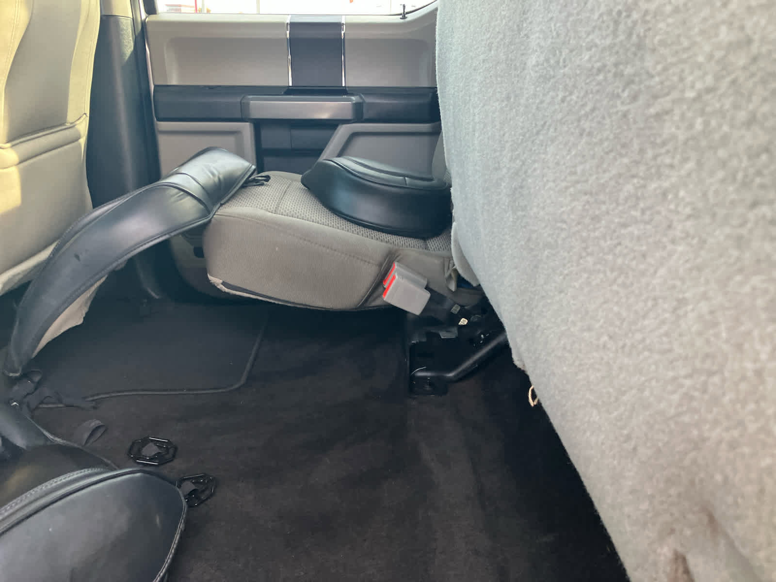 Used 2018 Ford F150 XLT image 31