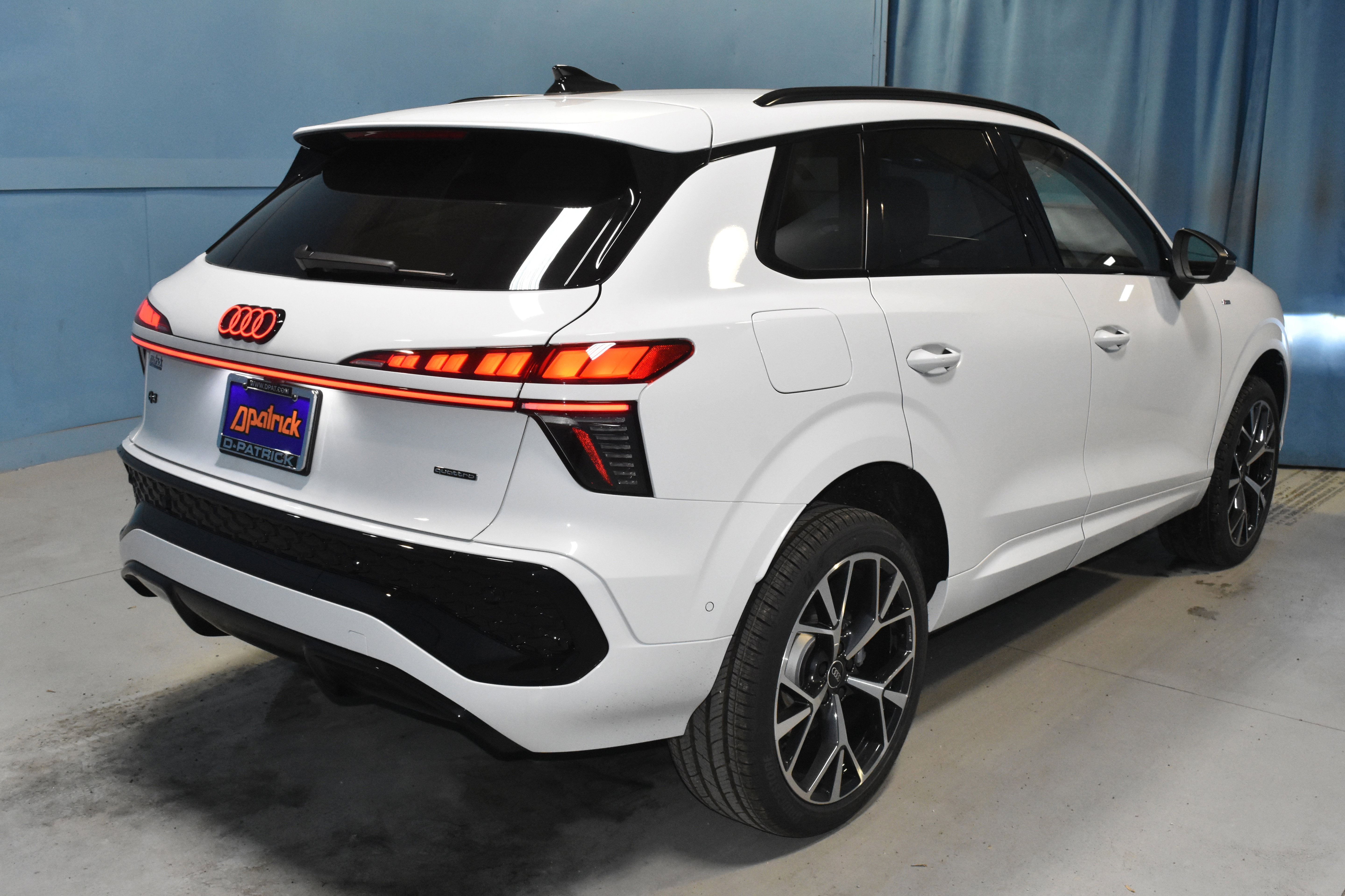 New 2026 Audi Q3 quattro 2.0T image 24